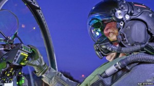 BAE-has-introduced-a-new-smart-helmet-for-fighter-pilots-i-look.net