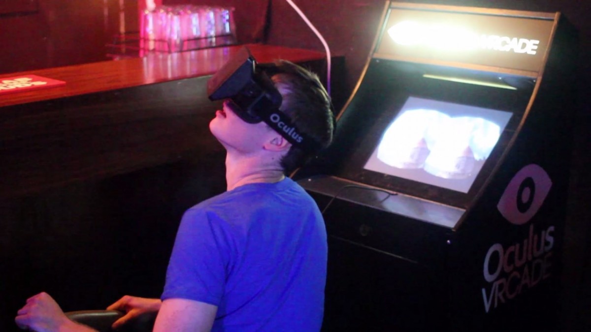 Perfect-combination-of-Oculus-Rift-with-alcohol