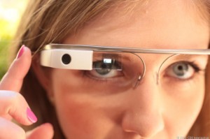 Ukrainian-surgeon-carried-out-the-operation-with-Google-Glass-i-look.net