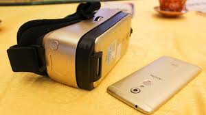 Virtual-reality-headset-ZTE-VR-for-ZTE-Axon 7-smartphone