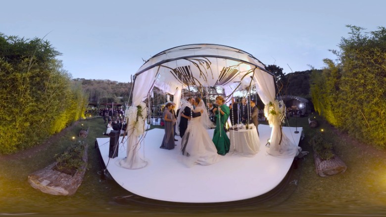Virtual-reality-wedding