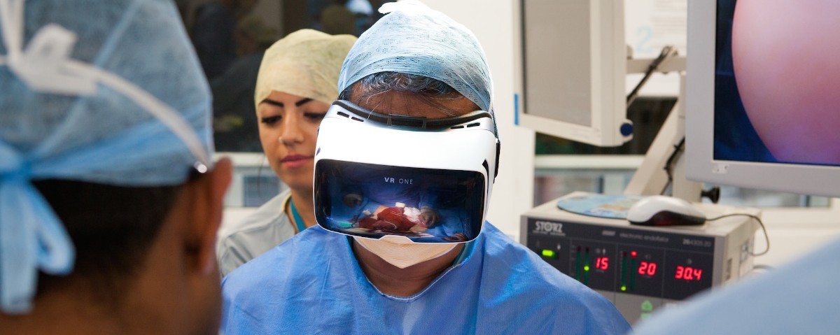 dr-shafi-ahmed-about-virtual-and-augmented-reality-in-surgery