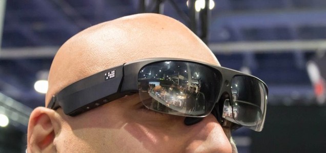 virtual-augmented-reality-headset-instead-of-cinema